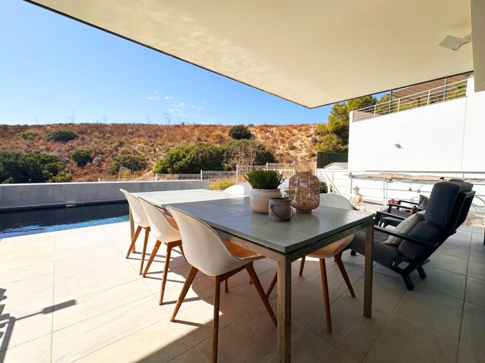 Image No.20-5 Bed Villa for sale