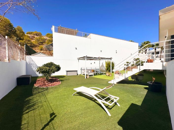 Image No.22-5 Bed Villa for sale