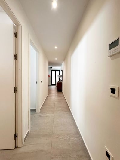 Image No.29-5 Bed Villa for sale