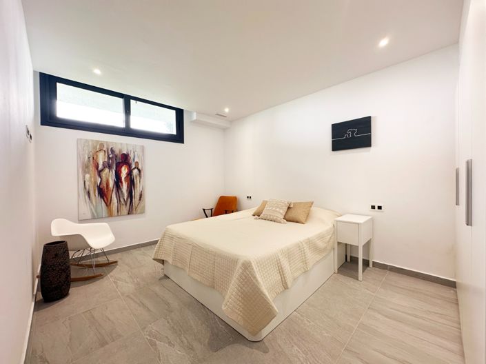 Image No.32-5 Bed Villa for sale