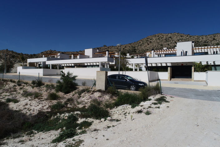 Image No.19-4 Bed Villa for sale