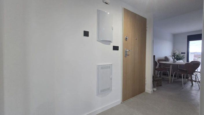 Image No.12-2 Bed Apartment for sale