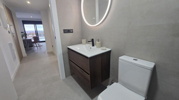 Image No.27-2 Bed Apartment for sale