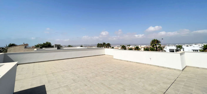 Image No.17-5 Bed Villa for sale