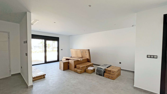 Image No.5-5 Bed Villa for sale