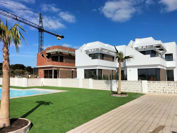 Image No.32-3 Bed Villa for sale