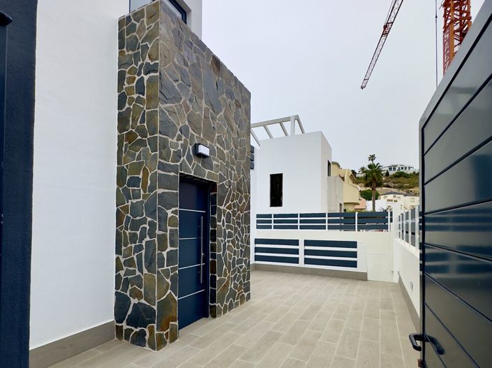 Image No.43-3 Bed Villa for sale