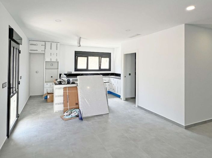 Image No.4-5 Bed Villa for sale