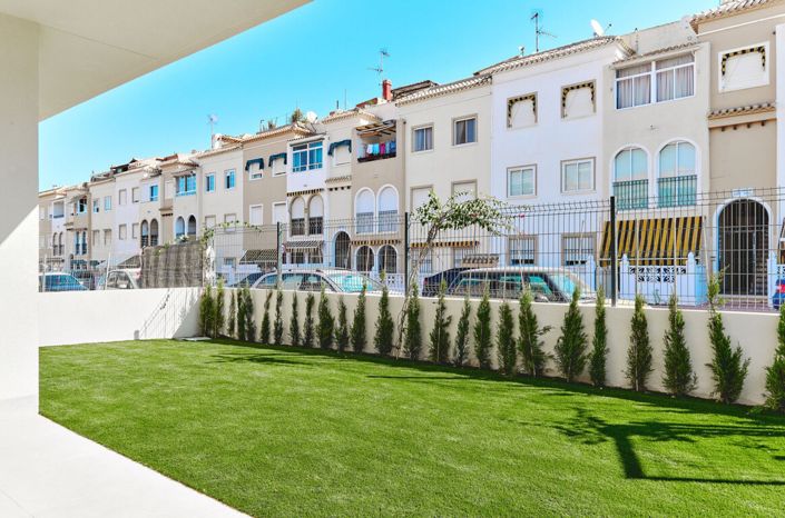 Image No.41-2 Bed Apartment for sale