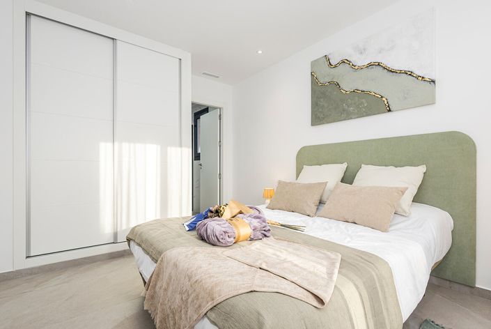 Image No.31-2 Bed Apartment for sale