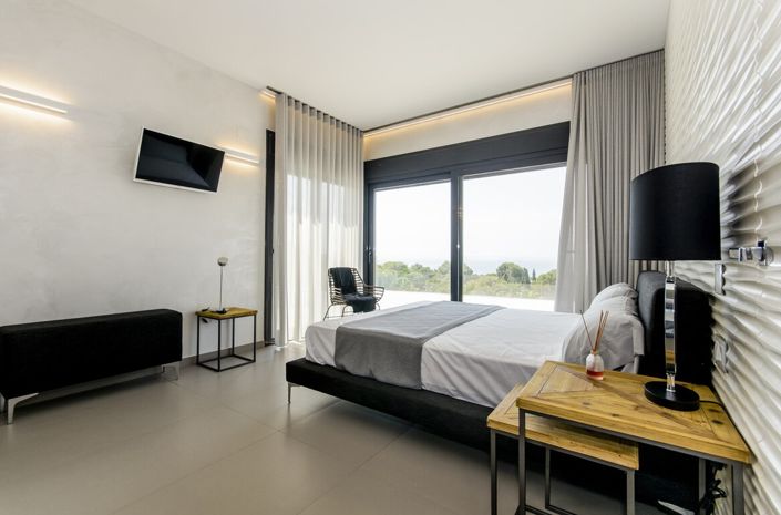 Image No.10-6 Bed Villa for sale