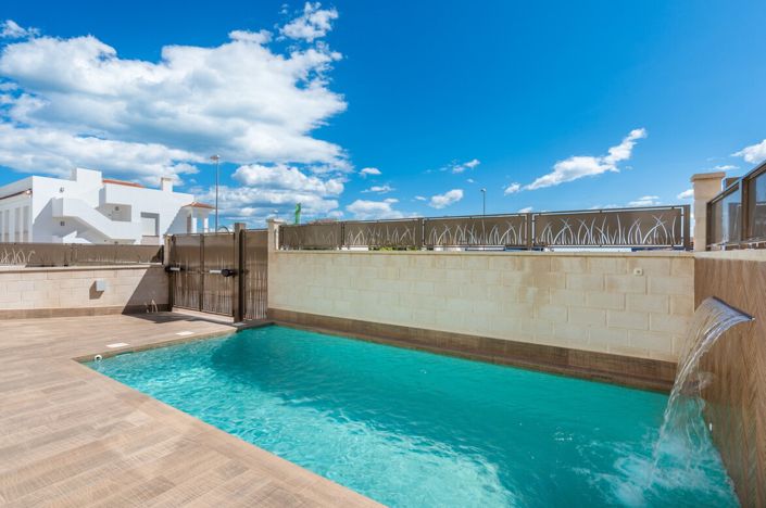 Image No.2-3 Bed Villa for sale