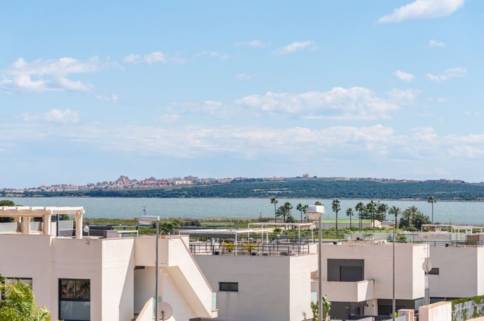 Image No.40-3 Bed Villa for sale