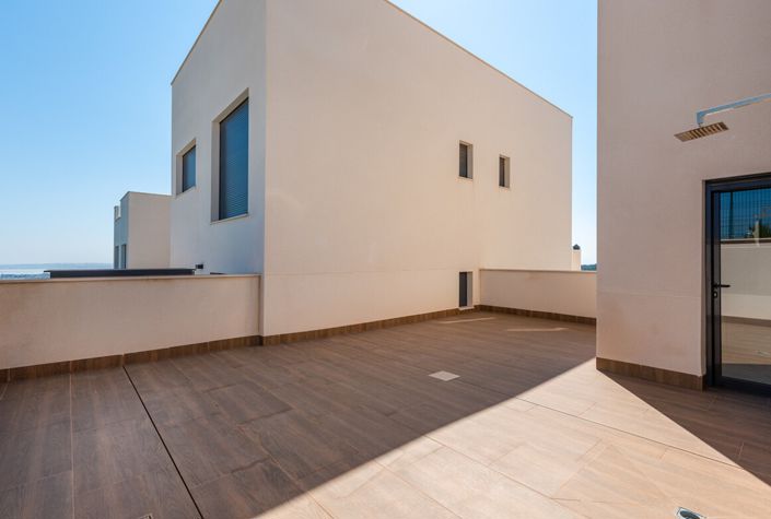 Image No.26-2 Bed Villa for sale