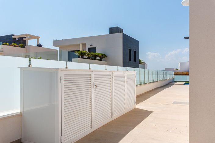 Image No.47-3 Bed Villa for sale