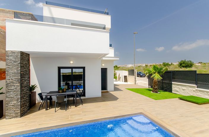 Image No.6-3 Bed Villa for sale