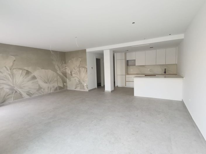 Image No.12-3 Bed Apartment for sale