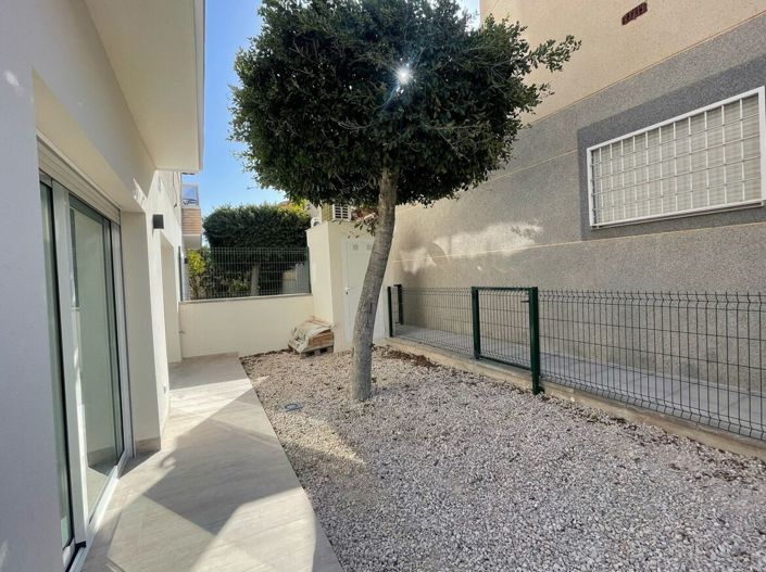 Image No.22-3 Bed Apartment for sale