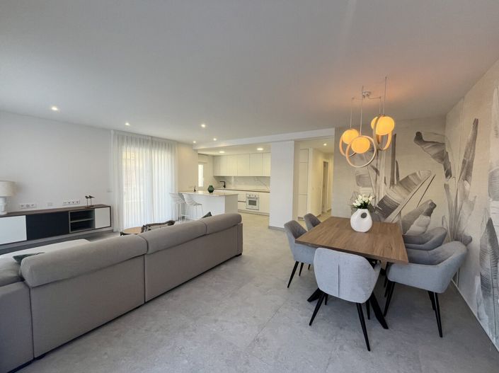 Image No.3-3 Bed Apartment for sale