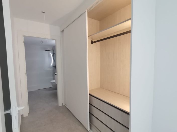 Image No.9-3 Bed Apartment for sale