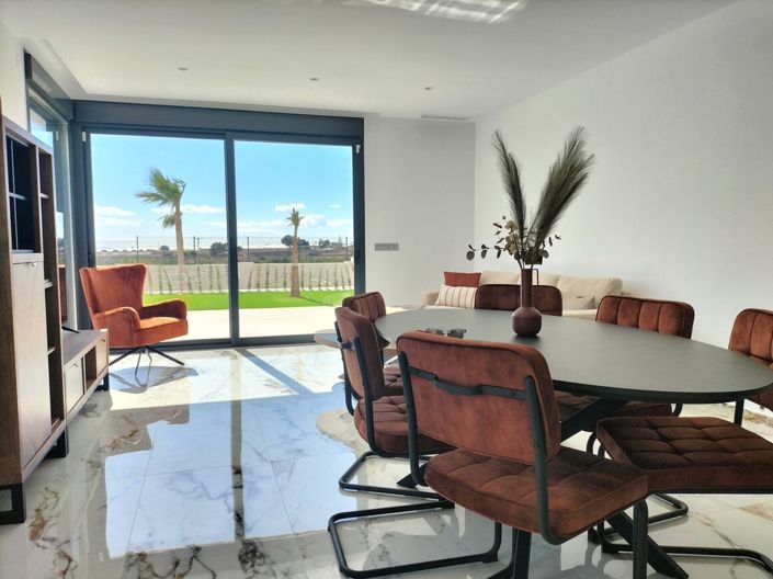 Image No.9-3 Bed Villa for sale