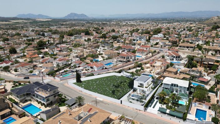 Image No.43-3 Bed Villa for sale
