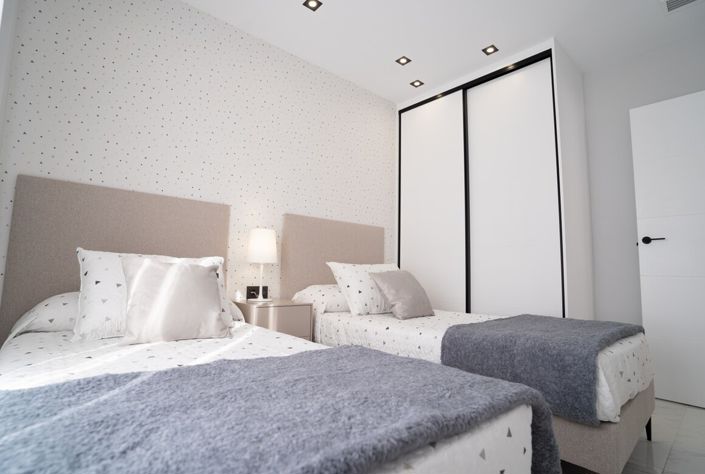 Image No.44-2 Bed Apartment for sale