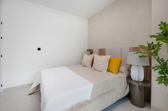 Image No.3-2 Bed Apartment for sale
