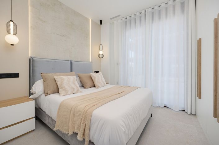 Image No.7-2 Bed Apartment for sale