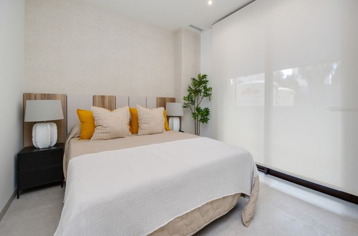 Image No.9-2 Bed Apartment for sale