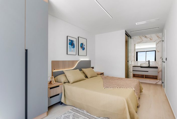 Image No.12-2 Bed Apartment for sale