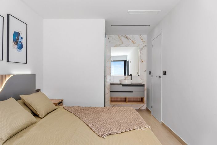 Image No.2-2 Bed Apartment for sale
