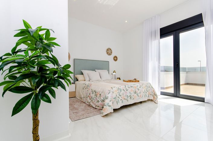 Image No.20-3 Bed Villa for sale