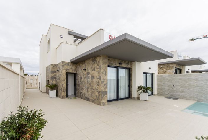 Image No.7-3 Bed Villa for sale