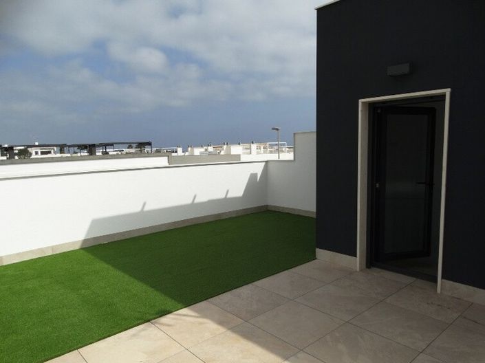 Image No.28-3 Bed Villa for sale