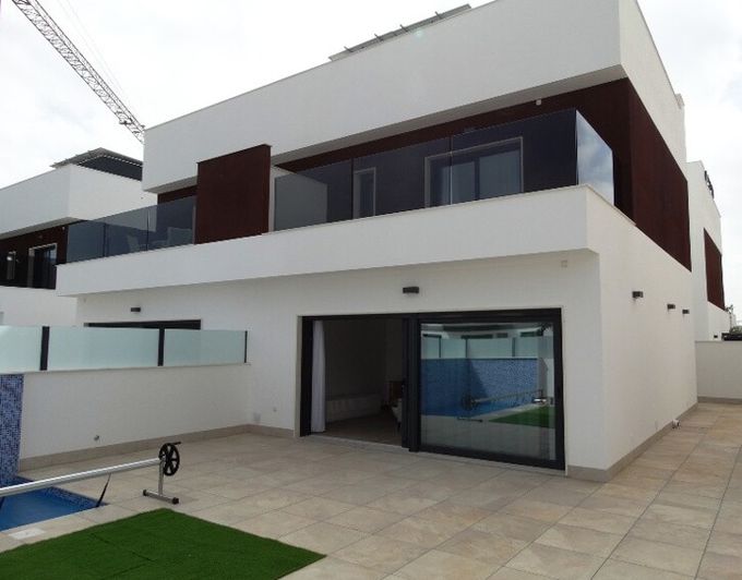 Image No.29-3 Bed Villa for sale