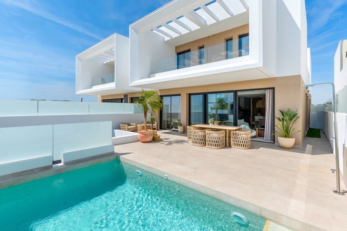 Image No.14-3 Bed Villa for sale