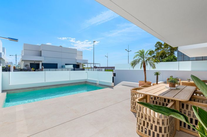Image No.17-3 Bed Villa for sale