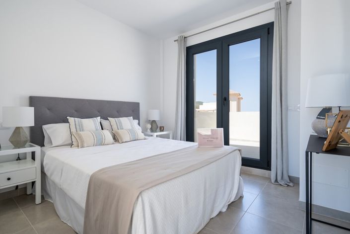 Image No.6-4 Bed Villa for sale
