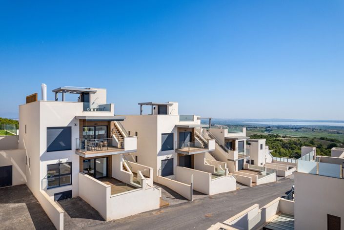 Image No.50-2 Bed Villa for sale