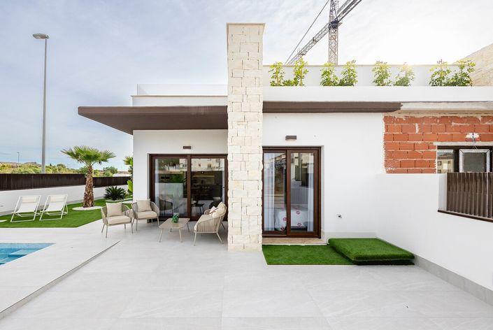 Image No.14-2 Bed Villa for sale