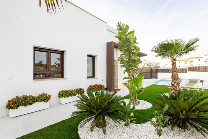 Image No.33-2 Bed Villa for sale