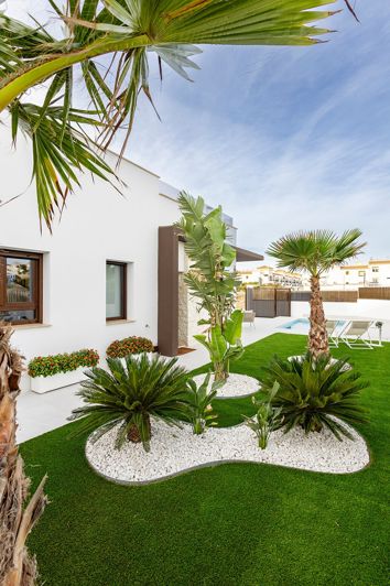 Image No.35-2 Bed Villa for sale