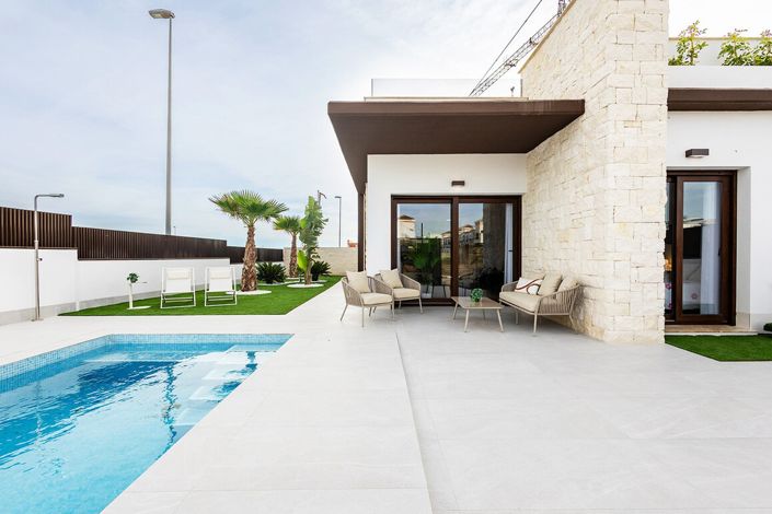 Image No.6-2 Bed Villa for sale