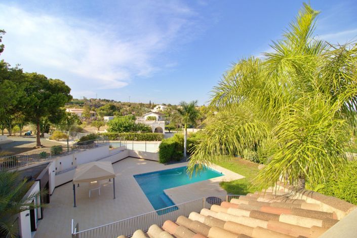 Image No.2-4 Bed Villa for sale