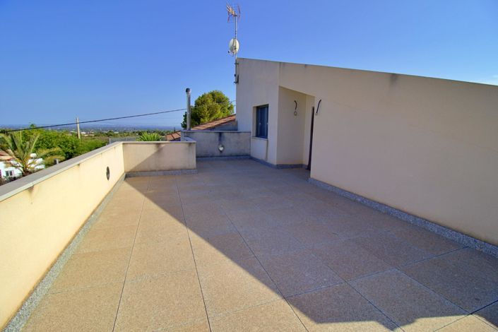 Image No.25-4 Bed Villa for sale