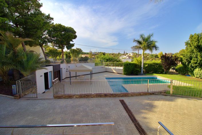 Image No.3-4 Bed Villa for sale