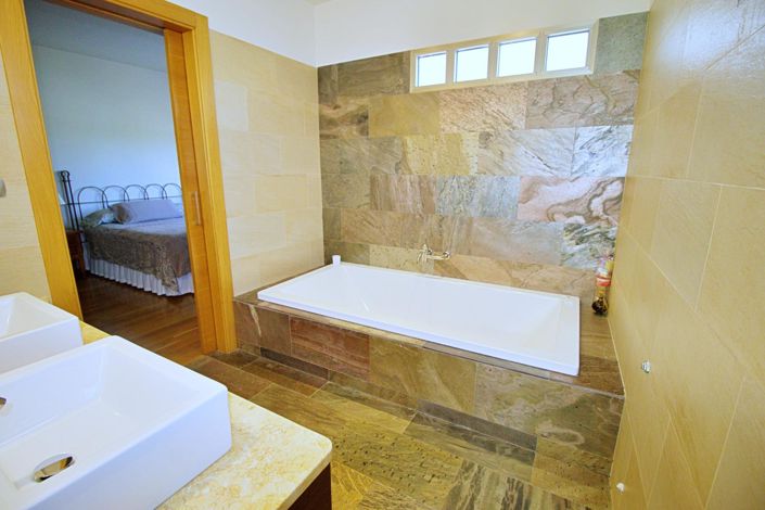 Image No.45-4 Bed Villa for sale