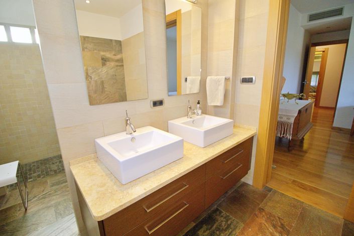 Image No.46-4 Bed Villa for sale