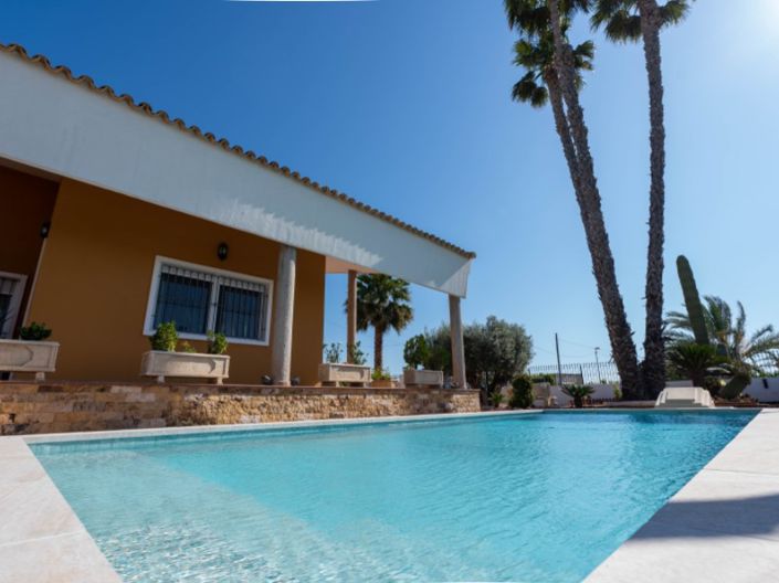 Image No.20-5 Bed Villa for sale